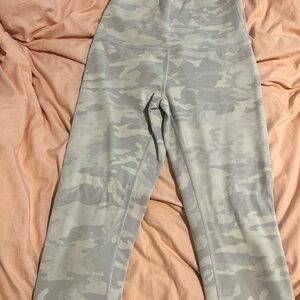 Lulu lemon leggings